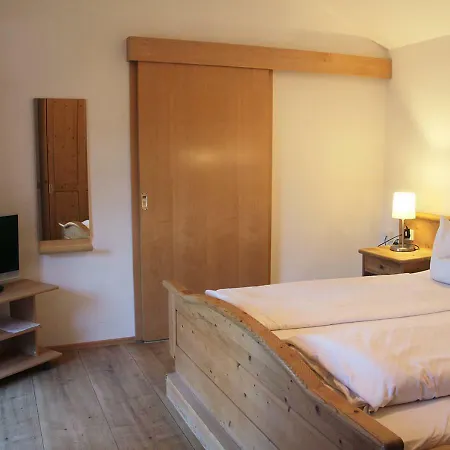 Konukevi Sporerhof 3*